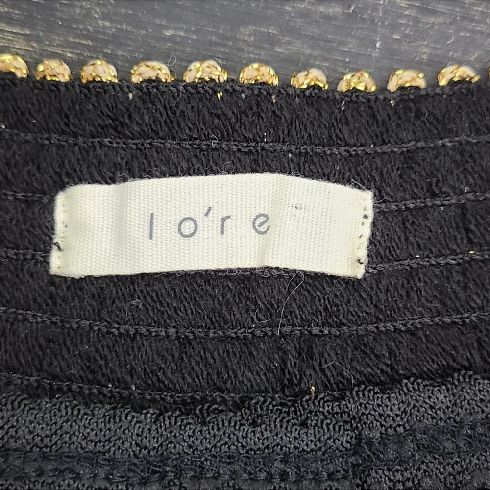 LÒRE | BLACK & GOLD SKIRT - Picture 5 of 7